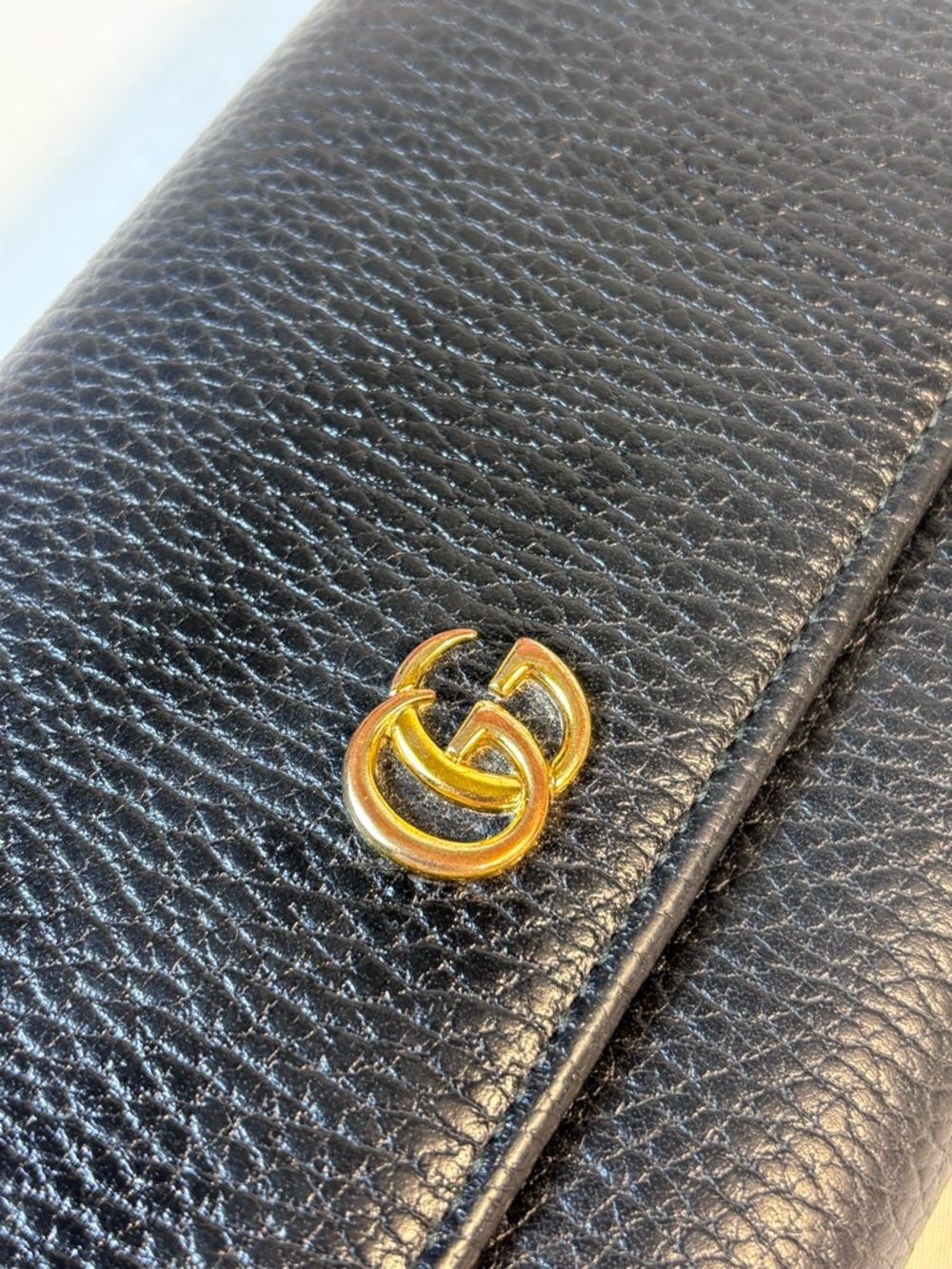 Gucci Marmont Black Flap Wallet - Picture 2 of 15